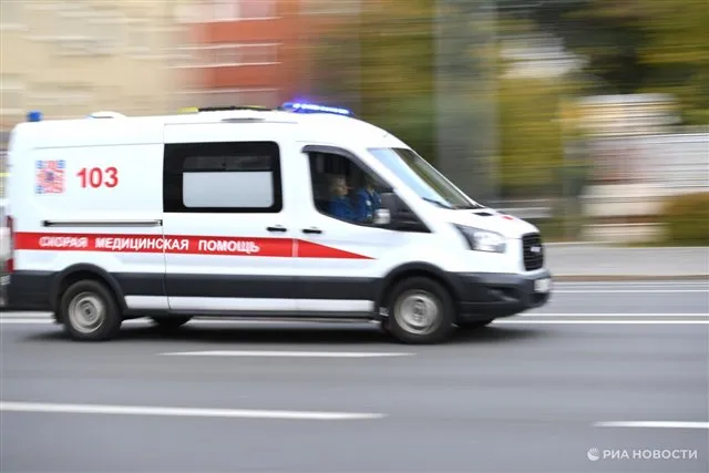 Хинштейн сообщил о гибели женщины в результате удара украинского дрона по машине в Рыльском районе