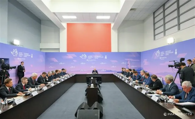 Путин объявил о создании новой плавучей атомной электростанции на Чукотке