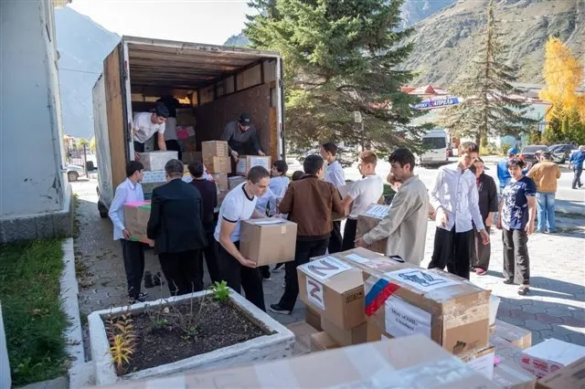 Жители Эльбрусского района Кабардино-Балкарии направили свыше 600 кг гуманитарной помощи в зону специальной военной операции.