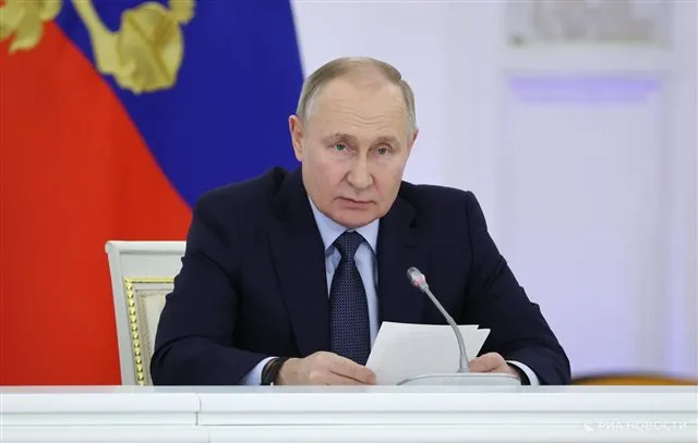 Путин предложил создать эффективную сеть наставничества с активным участием ветеранов