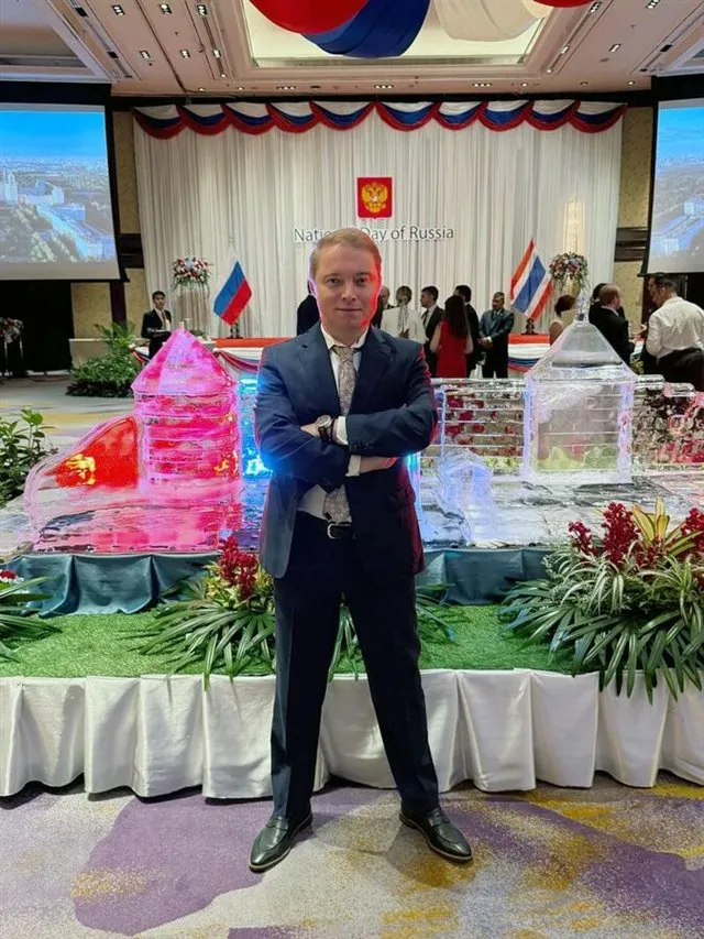 Илья Ильин предупреждает - россиян обманывают обещаниями высокооплачиваемой работы в Таиландe и втягивают в трудовое рабство.