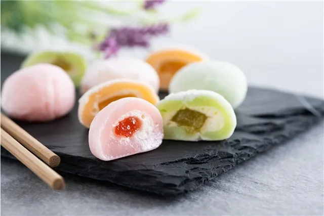 Автентичный рецепт традиционных японских моти - вкус и культура в каждом кусочке