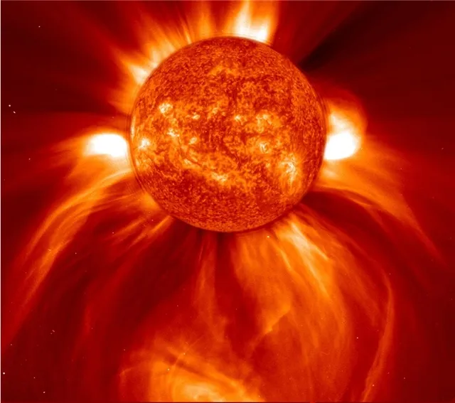 На Солнце зарегистрированы две мощные вспышки класса М