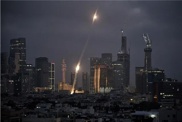КСИР объявил о запуске свежей серии ракетных ударов по Израилю в ответ на атаки