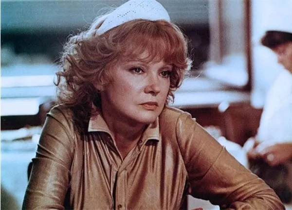 Скрытые испытания Людмилы Гурченко - трагедия в браке и непростые отношения с дочерью