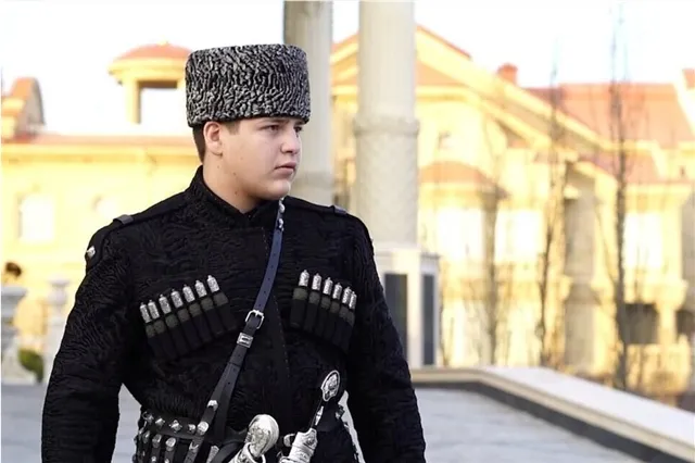 Кадыров доверил сыну надзор за своевременной уплатой налогов на имущество компаниями