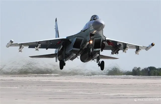 ВС РФ нанесли удары по энергетическим объектам, связанным с украинскими предприятиями военной промышленности.