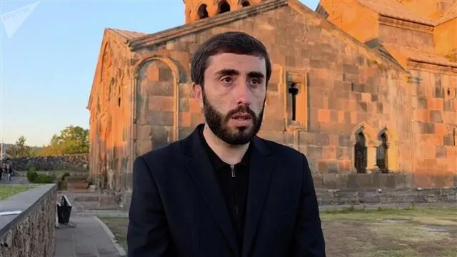 ААЦ отстранила священника, чьи заявления стали причиной задержания епископа Прошяна